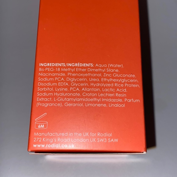 Rodial Dragons Blood Essence Mist 100ml - Picture 3 of 3